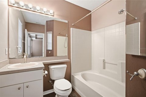 Снять в аренду виллу или дом в Тампа, Флорида 4 спальни, 137.87м2, № 2167513 - фото 14