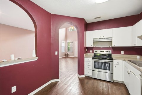 Снять в аренду виллу или дом в Тампа, Флорида 4 спальни, 137.87м2, № 2167513 - фото 10