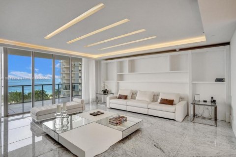 Condominio en venta en Bal Harbour, Florida, 3 dormitorios, 263.75 m2 № 2018542 - foto 5
