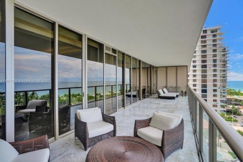 Condominio en venta en Bal Harbour, Florida, 3 dormitorios, 263.75 m2 № 2018542 - foto 24
