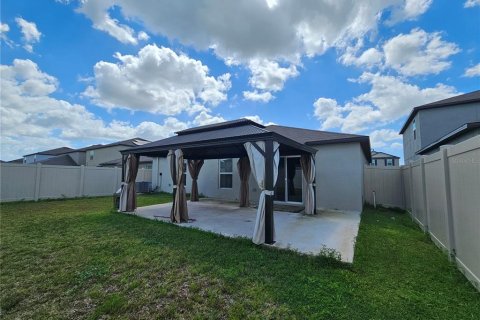 Villa ou maison à louer à Wimauma, Floride: 4 chambres, 171.03 m2 № 2388285 - photo 20