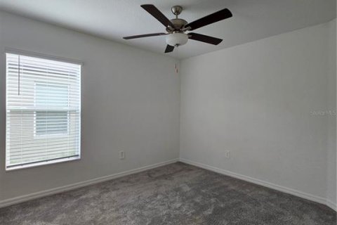 Villa ou maison à louer à Wimauma, Floride: 4 chambres, 171.03 m2 № 2388285 - photo 17