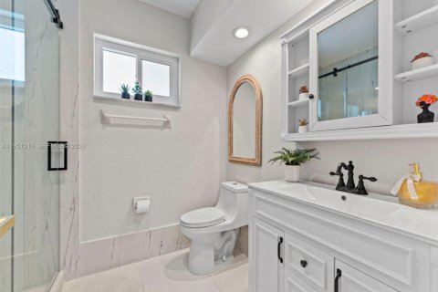 Купить виллу или дом в Майами, Флорида 4 спальни, 238.39м2, № 2009408 - фото 26