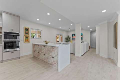 Купить виллу или дом в Майами, Флорида 4 спальни, 238.39м2, № 2009408 - фото 14