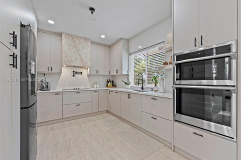 Купить виллу или дом в Майами, Флорида 4 спальни, 238.39м2, № 2009408 - фото 18