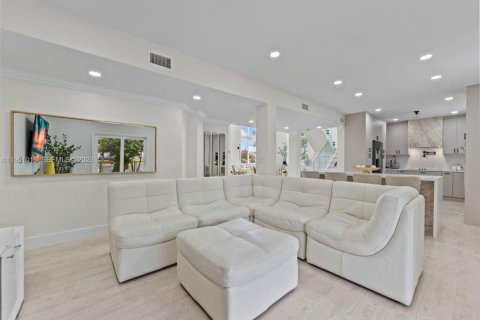 Купить виллу или дом в Майами, Флорида 4 спальни, 238.39м2, № 2009408 - фото 23