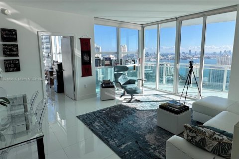 Copropriété à vendre à Miami, Floride: 2 chambres, 118.73 m2 № 1947059 - photo 6