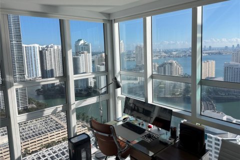 Copropriété à vendre à Miami, Floride: 2 chambres, 118.73 m2 № 1947059 - photo 11