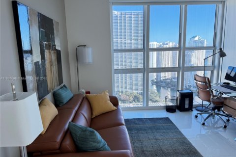 Copropriété à vendre à Miami, Floride: 2 chambres, 118.73 m2 № 1947059 - photo 15