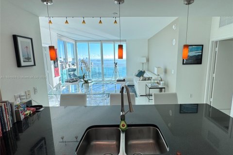 Copropriété à vendre à Miami, Floride: 2 chambres, 118.73 m2 № 1947059 - photo 7