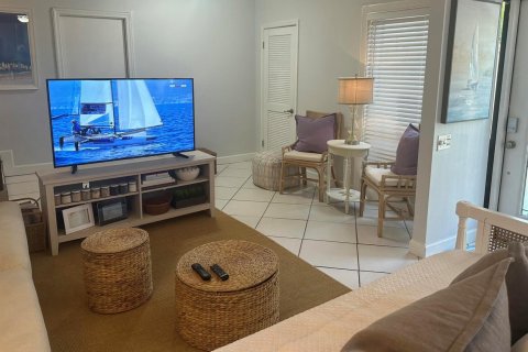 Condo in Jupiter, Florida, 1 bedroom № 2182092 - photo 13