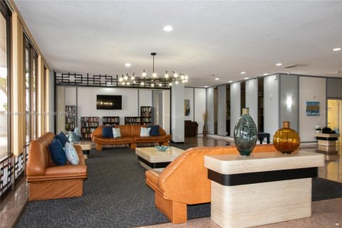 Copropriété à louer à Hallandale Beach, Floride: 1 chambre, 85.47 m2 № 1969706 - photo 2