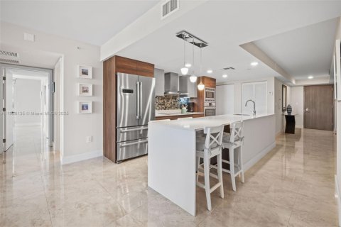 Condo in Bay Harbor Islands, Florida, 2 bedrooms  № 1794454 - photo 6