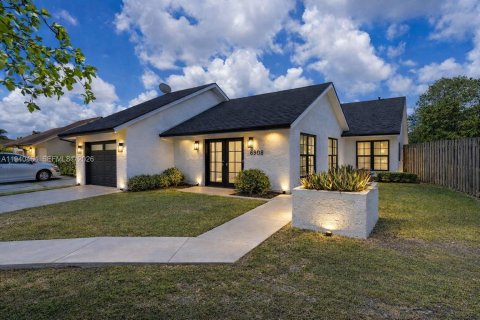Villa ou maison à Miami, Floride 3 chambres, 154.87 m2 № 1998309