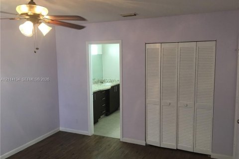 Copropriété à louer à Coral Springs, Floride: 2 chambres, 102.19 m2 № 2439389 - photo 5