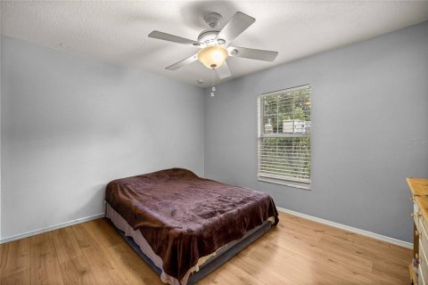 House in Summerfield, Florida 3 bedrooms, 156.73 sq.m. № 2099760 - photo 15