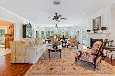 House in Lake Wales, Florida 3 bedrooms, 330.17 sq.m. № 2397067 - photo 12