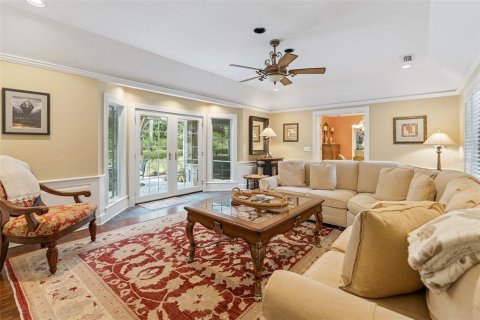 House in Lake Wales, Florida 3 bedrooms, 330.17 sq.m. № 2397067 - photo 16