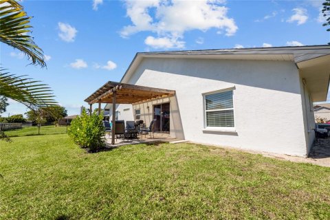 House in Fort Myers, Florida 3 bedrooms, 128.67 sq.m. № 1626590 - photo 20