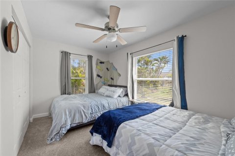 House in Fort Myers, Florida 3 bedrooms, 128.67 sq.m. № 1626590 - photo 16