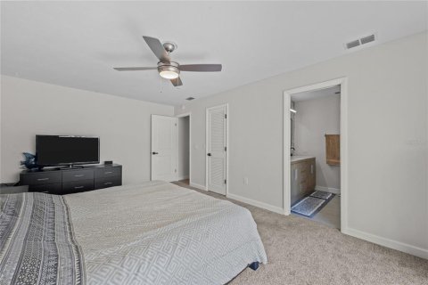House in Fort Myers, Florida 3 bedrooms, 128.67 sq.m. № 1626590 - photo 13