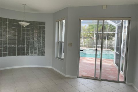 Villa ou maison à louer à Miramar, Floride: 4 chambres, 210.24 m2 № 1927895 - photo 19