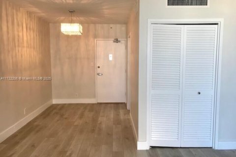 Studio in the Condo in Miami Beach, Florida  № 1473104 - photo 3