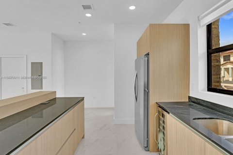 Adosado en alquiler en Miramar, Florida, 3 dormitorios, 141.95 m2 № 2029159 - foto 11