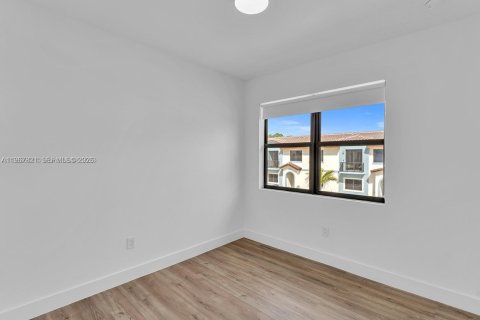 Adosado en alquiler en Miramar, Florida, 3 dormitorios, 141.95 m2 № 2029159 - foto 22