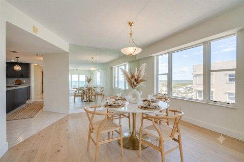 Condo in Port Orange, Florida, 3 bedrooms № 2101119 - photo 20