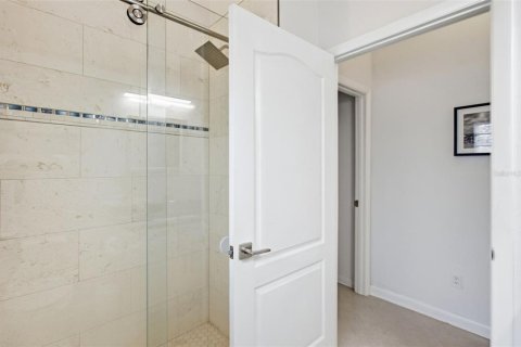 Commercial property in Orlando, Florida 6 bedrooms, 344.39 sq.m. № 2396807 - photo 21