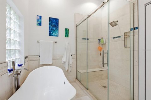 Commercial property in Orlando, Florida 6 bedrooms, 344.39 sq.m. № 2396807 - photo 20