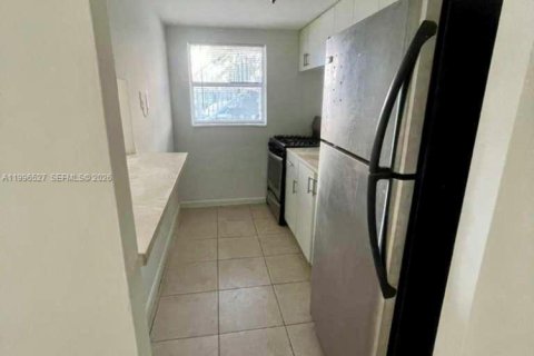 Apartment in Miami, Florida 1 bedroom, 53.05 sq.m. № 2058440 - photo 5