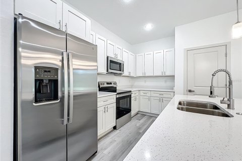 Villa ou maison à vendre à Citrus Springs, Floride: 4 chambres, 144.09 m2 № 1904646 - photo 8