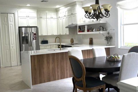Appartement à louer à Port St. Lucie, Floride: 2 chambres, 162.67 m2 № 2172943 - photo 7