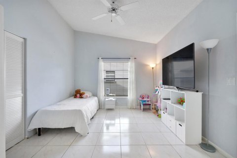 Villa ou maison à vendre à Boynton Beach, Floride: 3 chambres, 168.9 m2 № 2428158 - photo 23