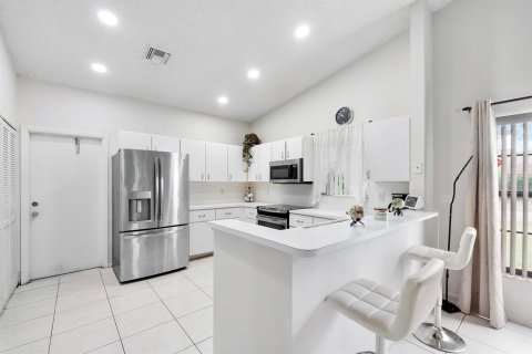 Villa ou maison à vendre à Boynton Beach, Floride: 3 chambres, 168.9 m2 № 2428158 - photo 16
