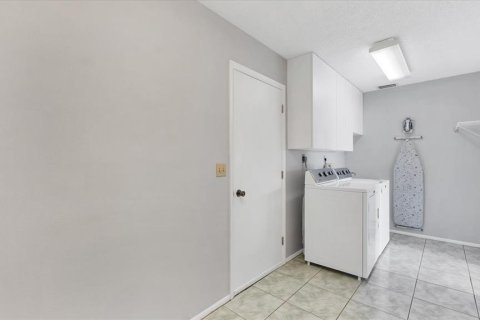 Condo in Bradenton, Florida, 2 bedrooms  № 2149377 - photo 28