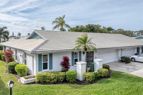 Condo in Bradenton, Florida, 2 bedrooms  № 2149377