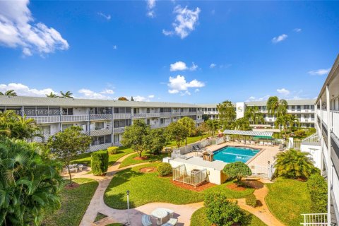 Copropriété à vendre à Miami, Floride: 1 chambre, 57.6 m2 № 2003248 - photo 24