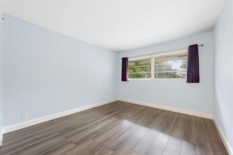 Copropriété à louer à Pompano Beach, Floride: 2 chambres, 98.76 m2 № 2270831 - photo 3