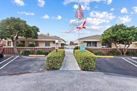 Copropriété à louer à Pompano Beach, Floride: 2 chambres, 98.76 m2 № 2270831 - photo 15