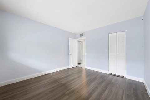 Copropriété à louer à Pompano Beach, Floride: 2 chambres, 98.76 m2 № 2270831 - photo 5