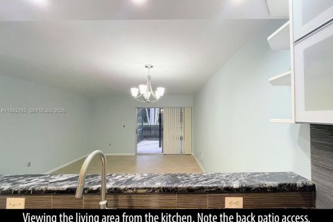 Touwnhouse à louer à Boca Raton, Floride: 2 chambres, 103.12 m2 № 1999421 - photo 8