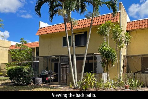 Touwnhouse à louer à Boca Raton, Floride: 2 chambres, 103.12 m2 № 1999421 - photo 3