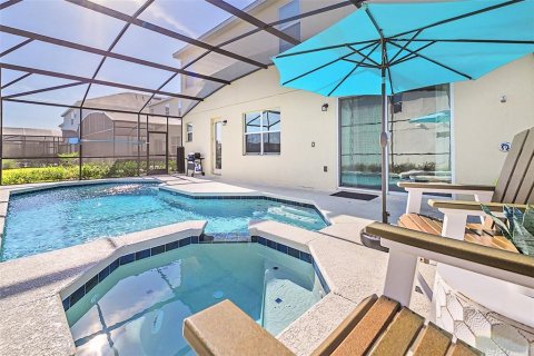 House in Kissimmee, Florida 10 bedrooms, 397.16 sq.m. № 1552947 - photo 7