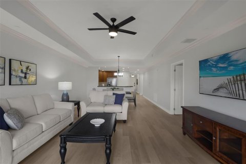 Condominio en venta en Four Corners, Florida, 3 dormitorios, 151.43 m2 № 2434925 - foto 9