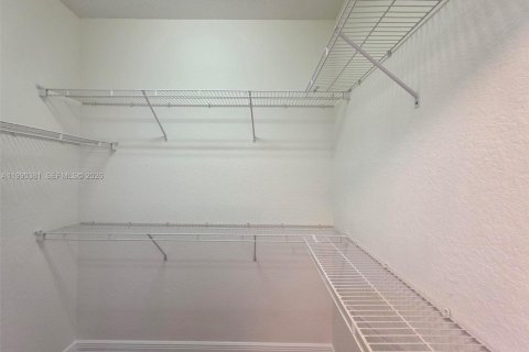 Copropriété à vendre à Tamarac, Floride: 2 chambres, 140.1 m2 № 2057489 - photo 28