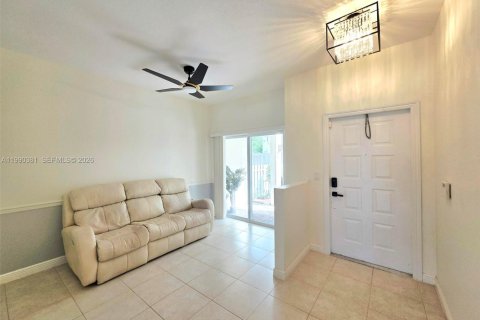 Copropriété à vendre à Tamarac, Floride: 2 chambres, 140.1 m2 № 2057489 - photo 3