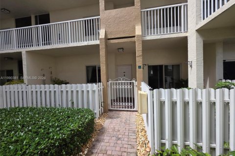 Copropriété à vendre à Tamarac, Floride: 2 chambres, 140.1 m2 № 2057489 - photo 29